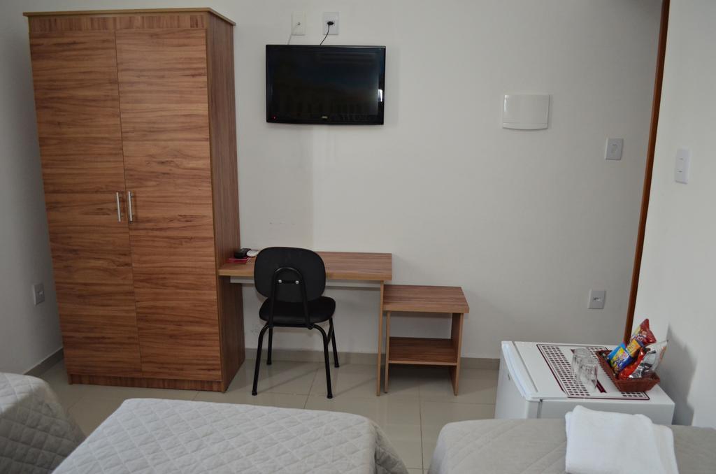 Hotel Grande Minas Vespasiano Quarto foto
